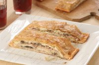 Пирог из лаваша с грибами и ветчиной (лазанья по-армянски)
