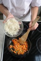 Перец фаршированный овощами