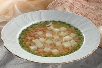 Суп гороховый с копченым окороком