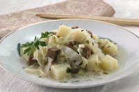 Капуста с мясом ягненка