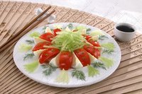 Салат из овощей с яйцами