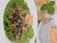 Салат грибной с рыбой