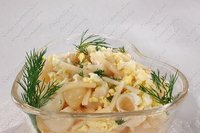 Макаронный салат с сыром