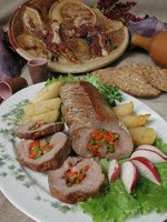 Мясной рулет с перц