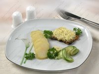 Отбивные из печени с яйцом и сыром