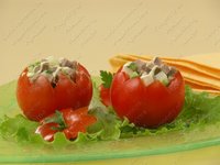 Помидоры фаршированные салатом