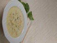 Суп хлебный с сыром молоком и перцем