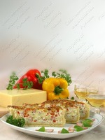 Сырный пирог с беконом и перцем