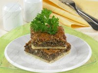 пирог с мясом крабами и грибами