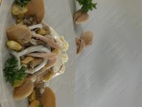 Салат из курицы с грибами