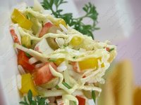 Салат с кукурузой и рисом