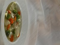 Суп куриный с лапшой и овощами
