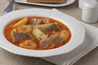 Суп мясной с курагой