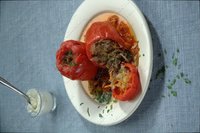 Перцы фаршированные говядиной и овощами