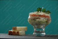 Слоеный салат с сельдереем и рисом