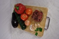 Печень куриная с запеченными овощами