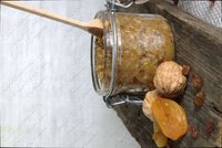 Грецкие орехи с сухофруктами и медом