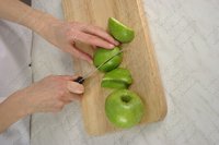 Яблочный пудинг приготовленный на пару