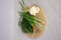 Огуречный салат с адыгейским сыром