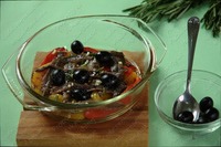 Перец с маслинами и анчоусами