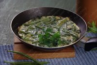 Зеленая фасоль с маслом и яйцами