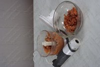 Шарики лососевые с соусом тартар