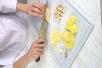 Тарталетки с начинкой из курицы