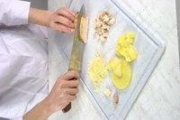 Тарталетки с начинкой из курицы