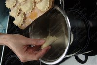 Вареники с капустой и грибами