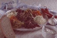 Салат чафан с жареным мясом